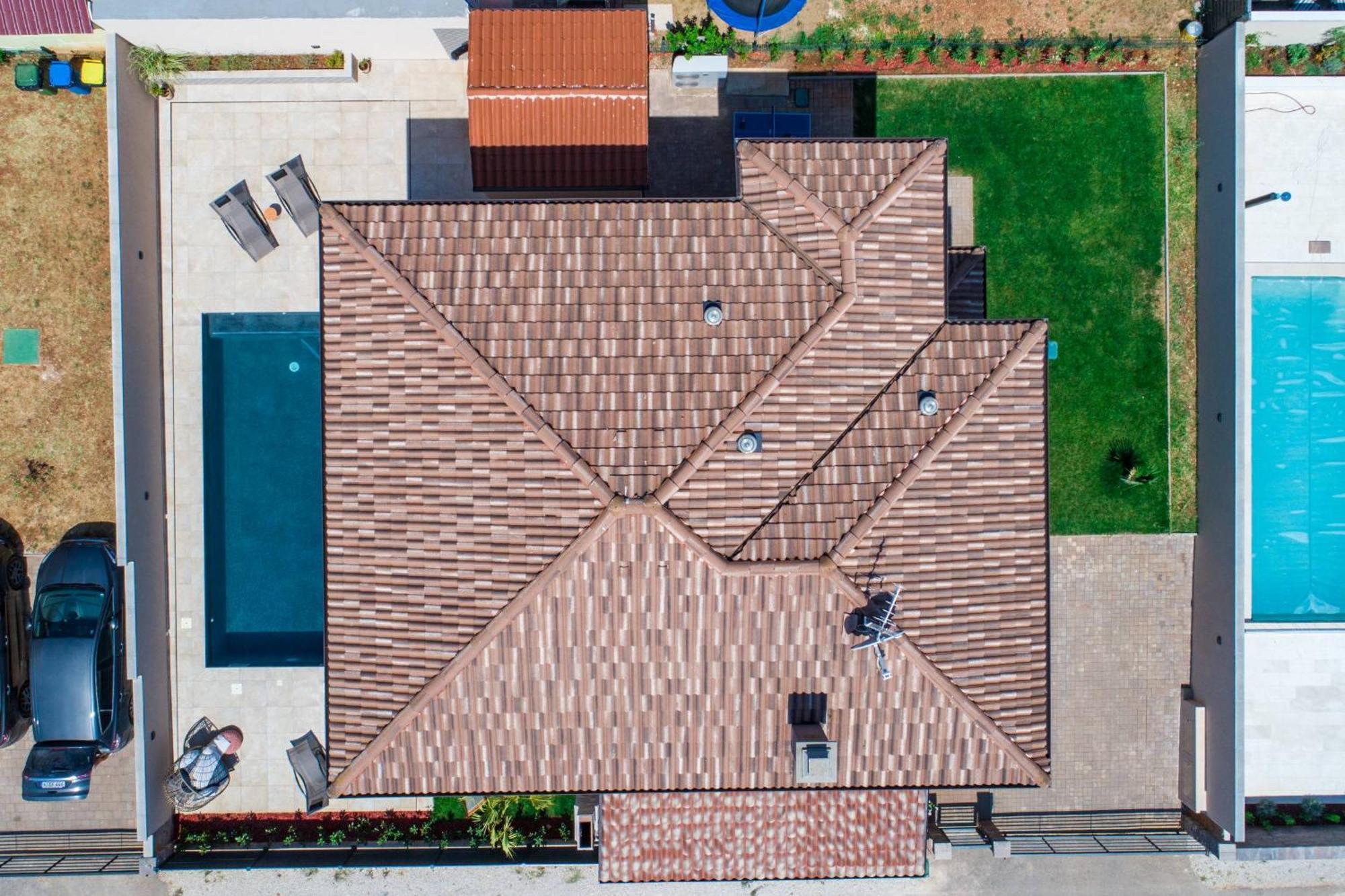 Villa Brionika Mit Pool Vodnjan Bagian luar foto
