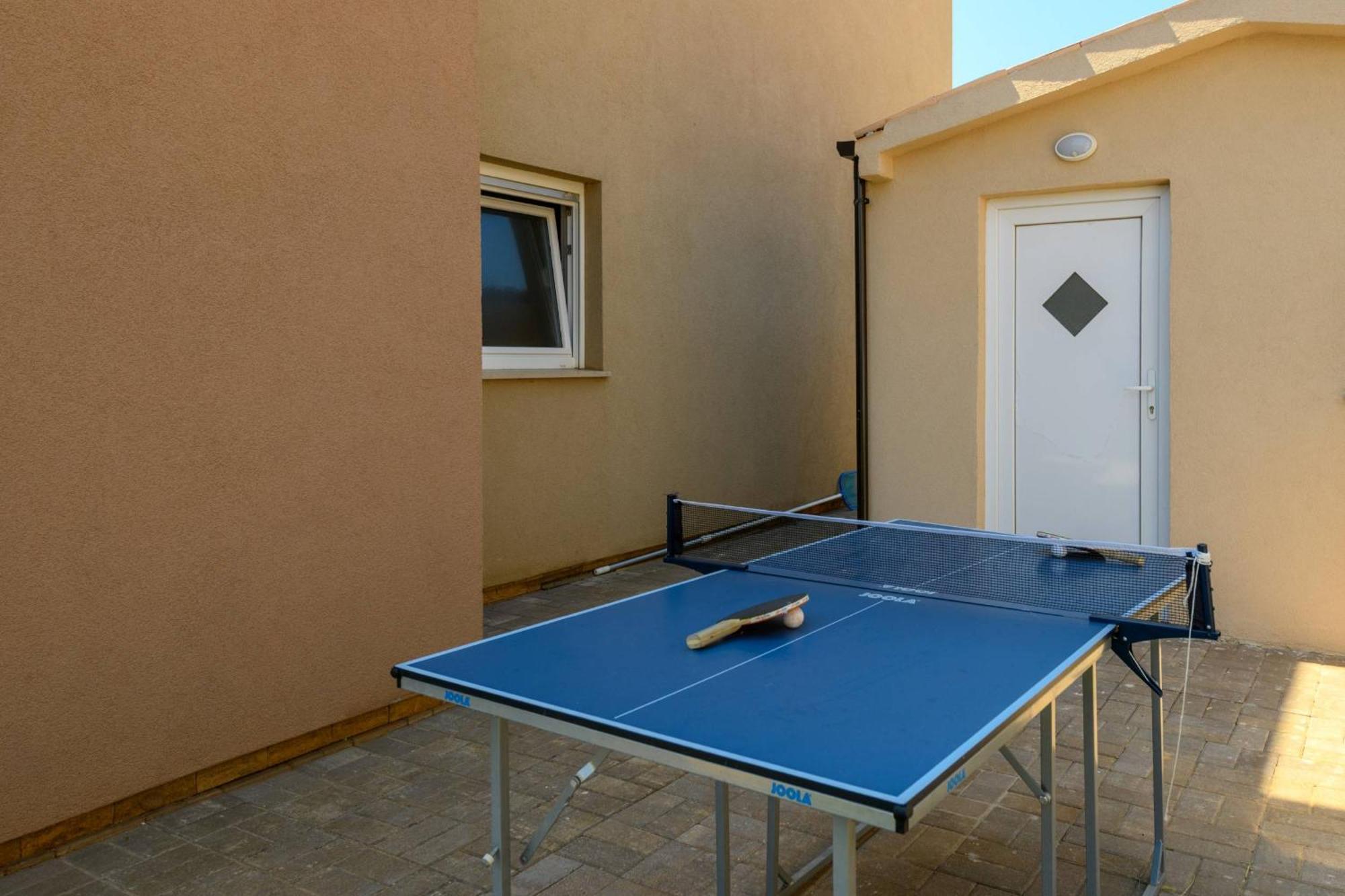 Villa Brionika Mit Pool Vodnjan Bagian luar foto
